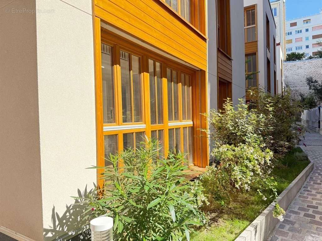 Appartement à PARIS-12E