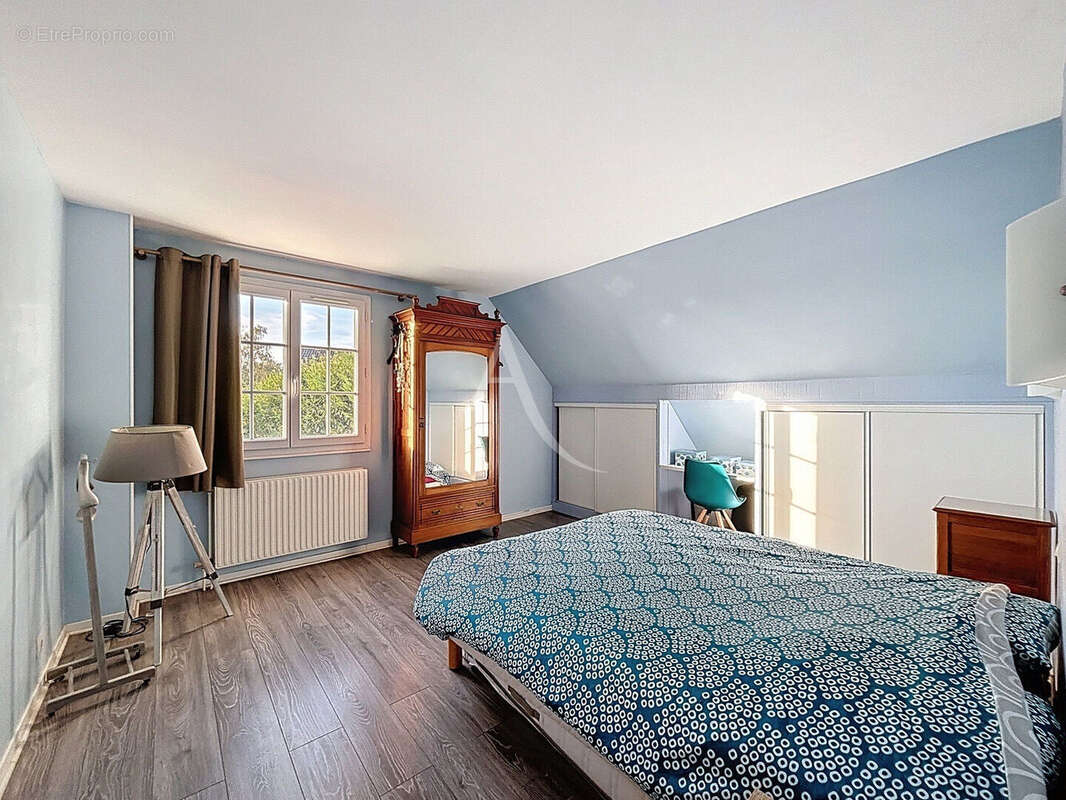 Maison à CREGY-LES-MEAUX