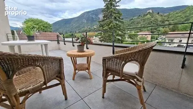 Appartement à CORENC