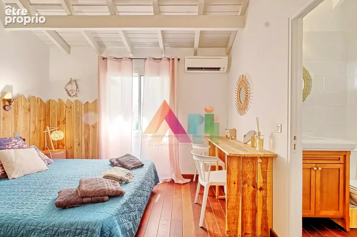 Villa 4 chambres + 2 studios indépendants — Piscine — À deux pas de la plage - photo 7