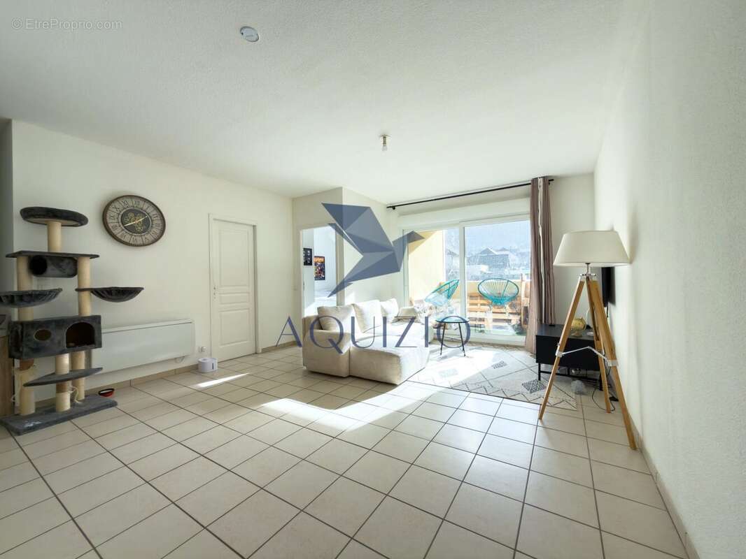 Appartement à MARNAZ