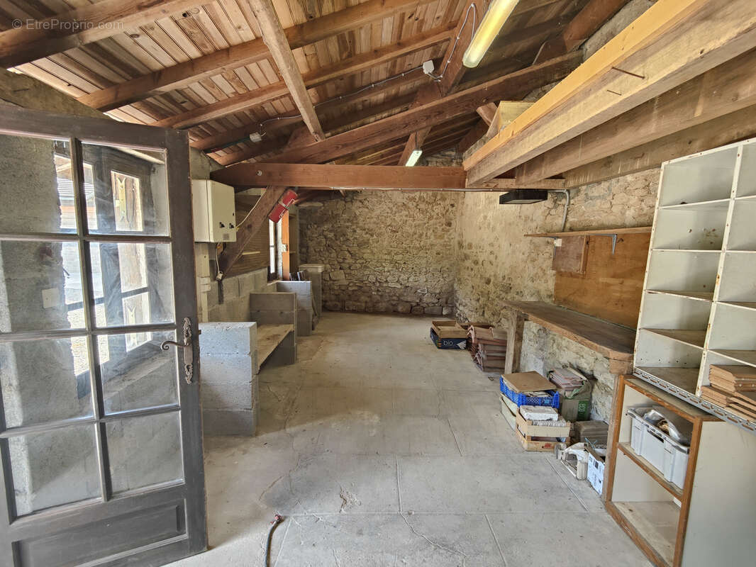 Maison à SAINT-ELOI