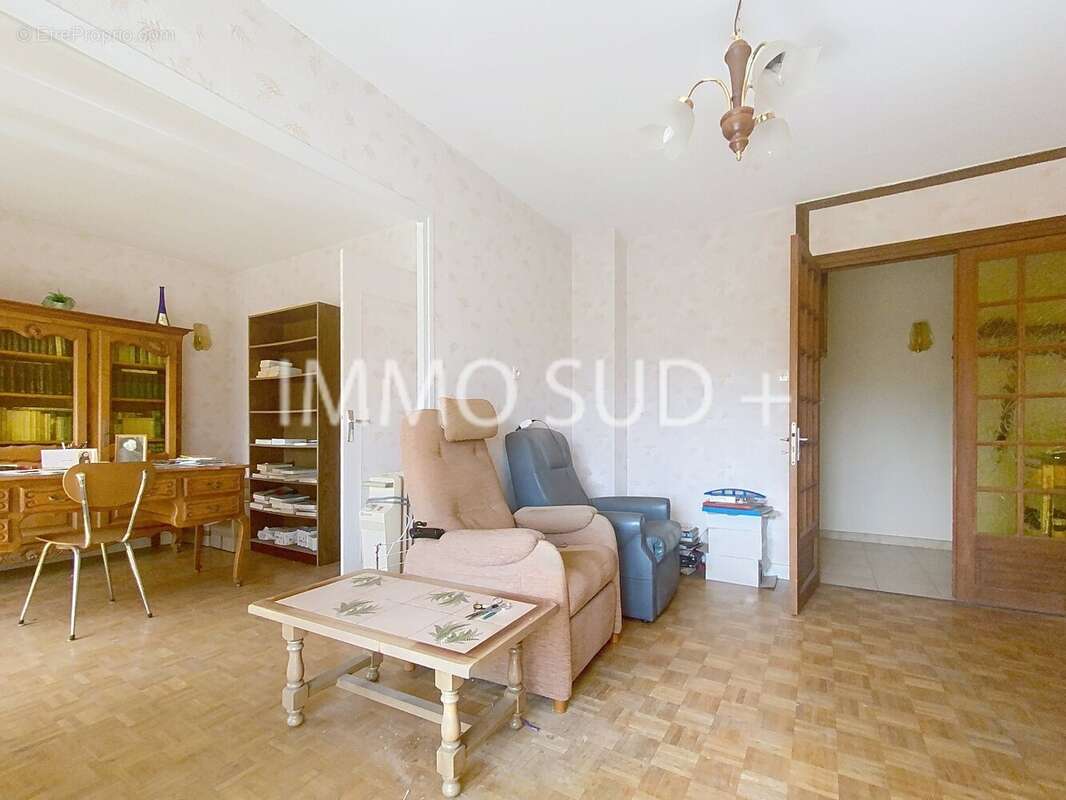 Appartement à LE PONT-DE-CLAIX