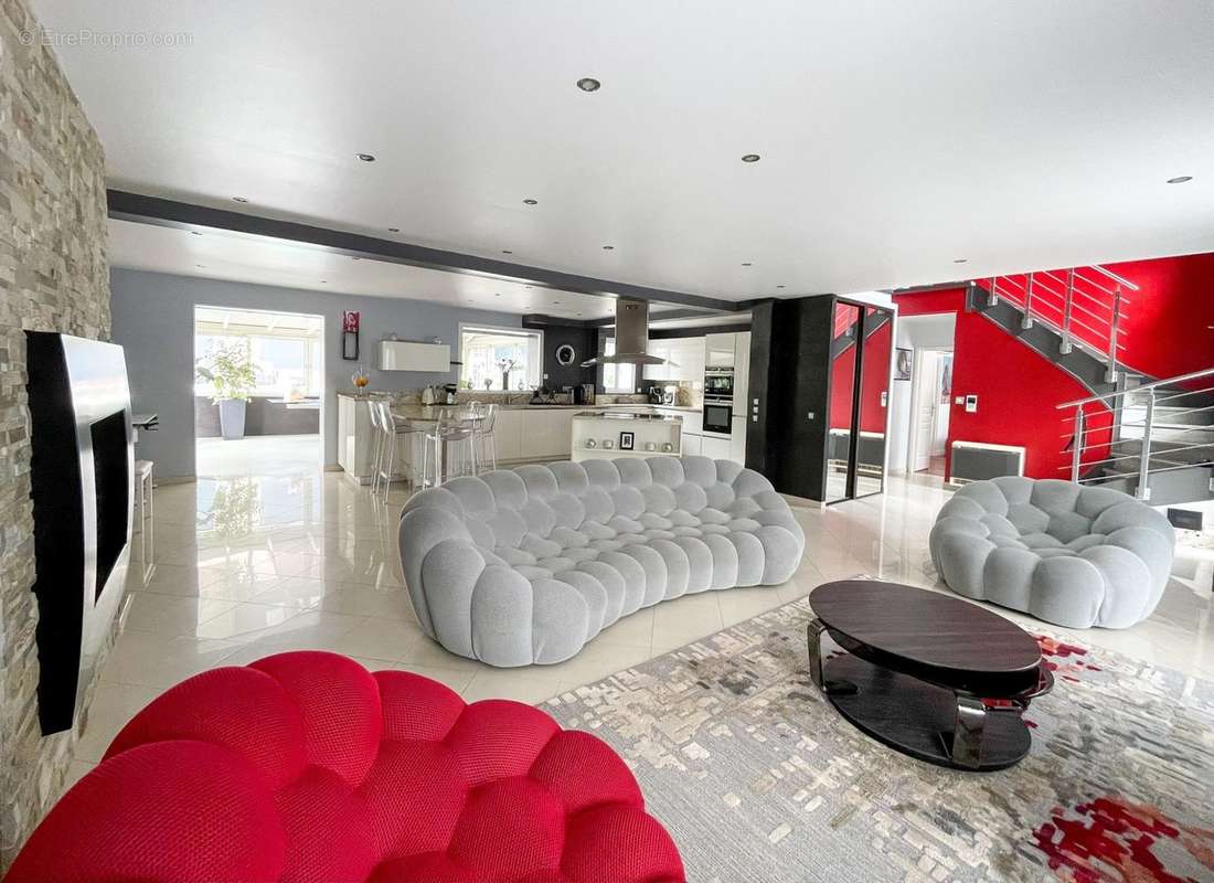 Christine &amp; Marc Stanord Palmer Immobilier - Maison à MONTLHERY