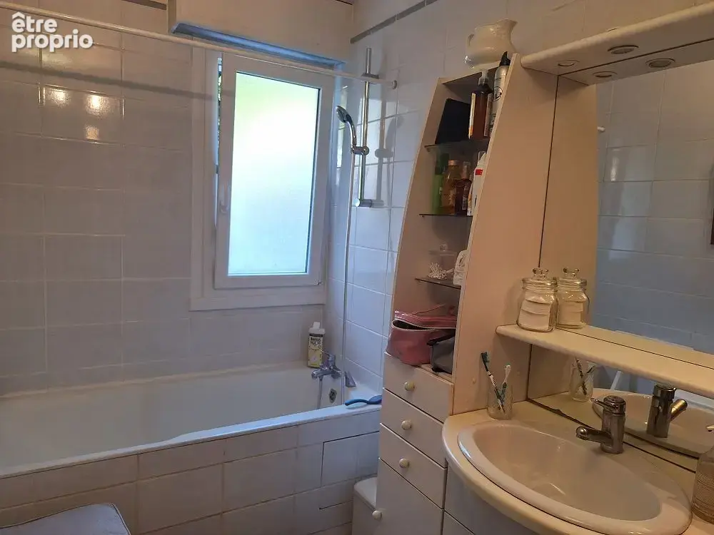 Appartement 4 pièces 95 m² à vendre à Sainte-Foy-Les-Lyon (69110) - photo 6