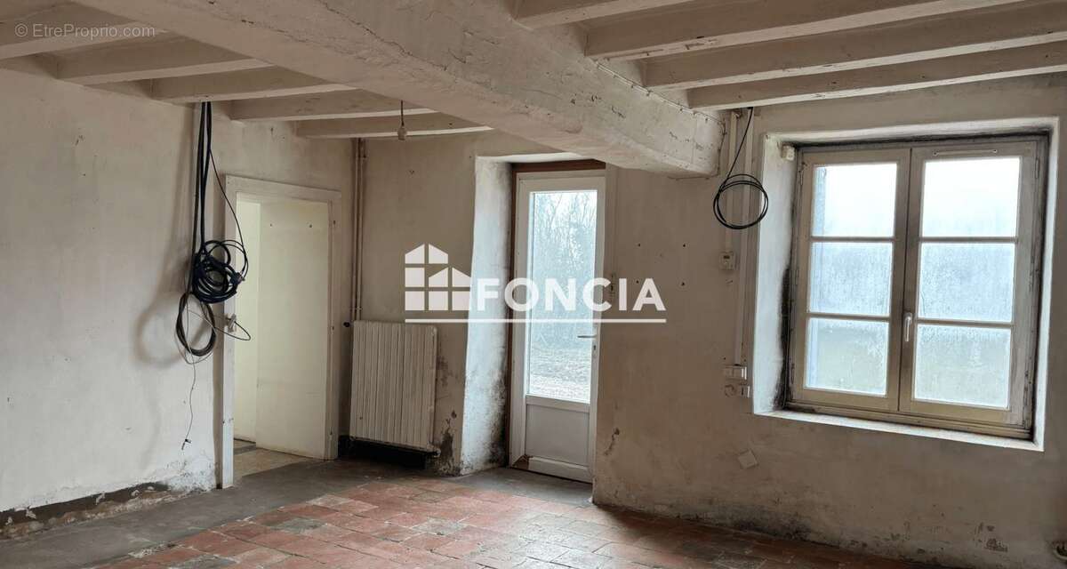 Maison à FRESNAY-SUR-SARTHE