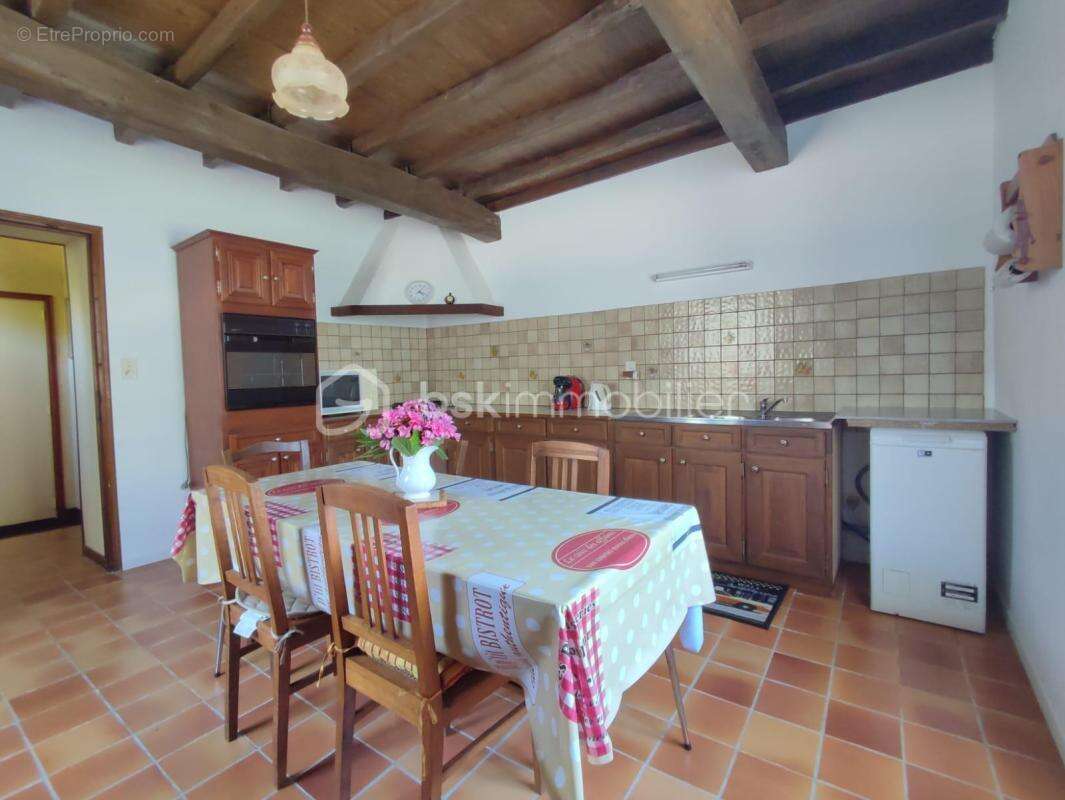 Maison à SALVAGNAC