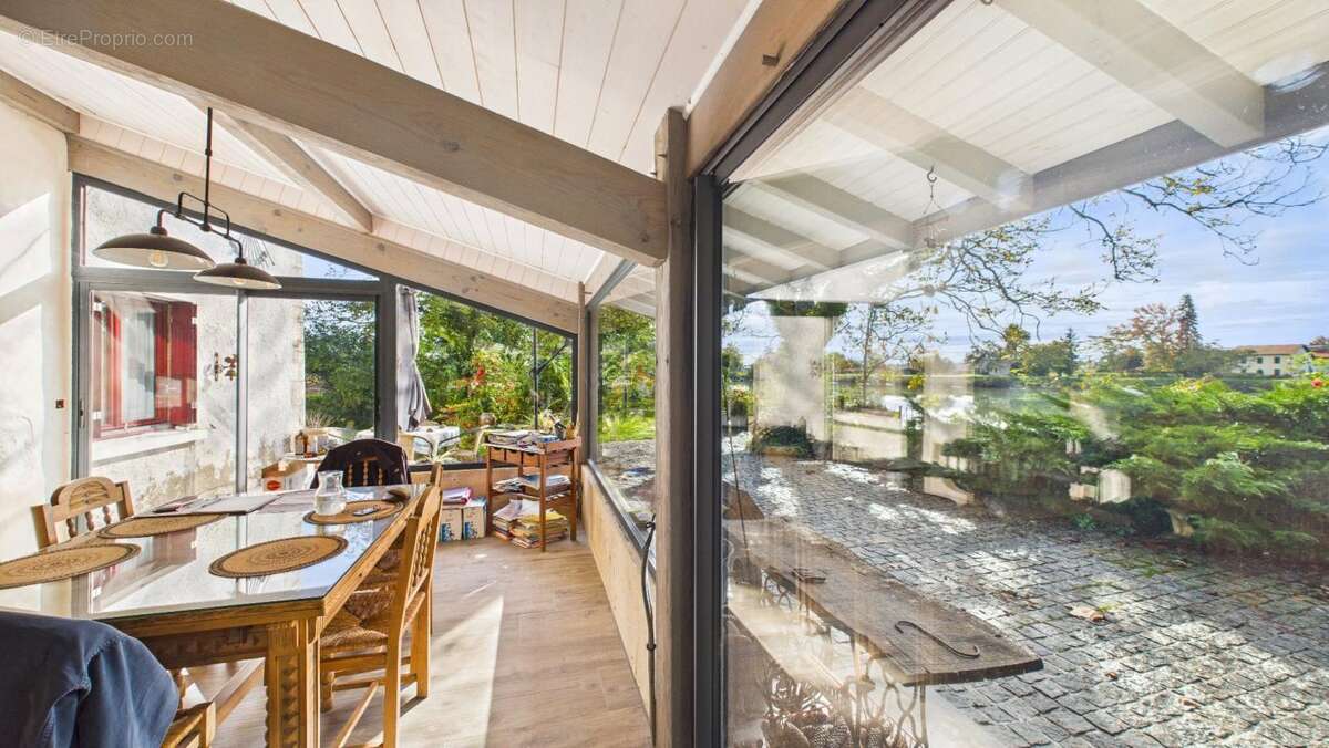 Maison à PORT-DE-LANNE