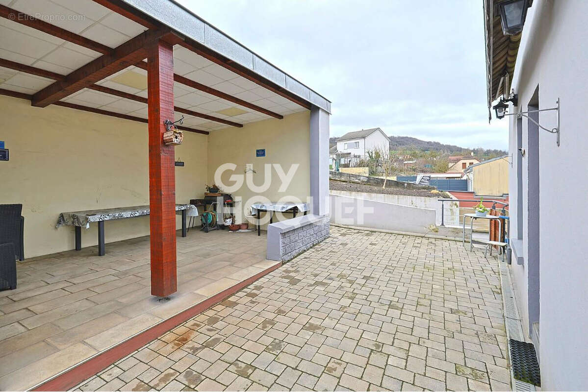 Maison à NEUVES-MAISONS