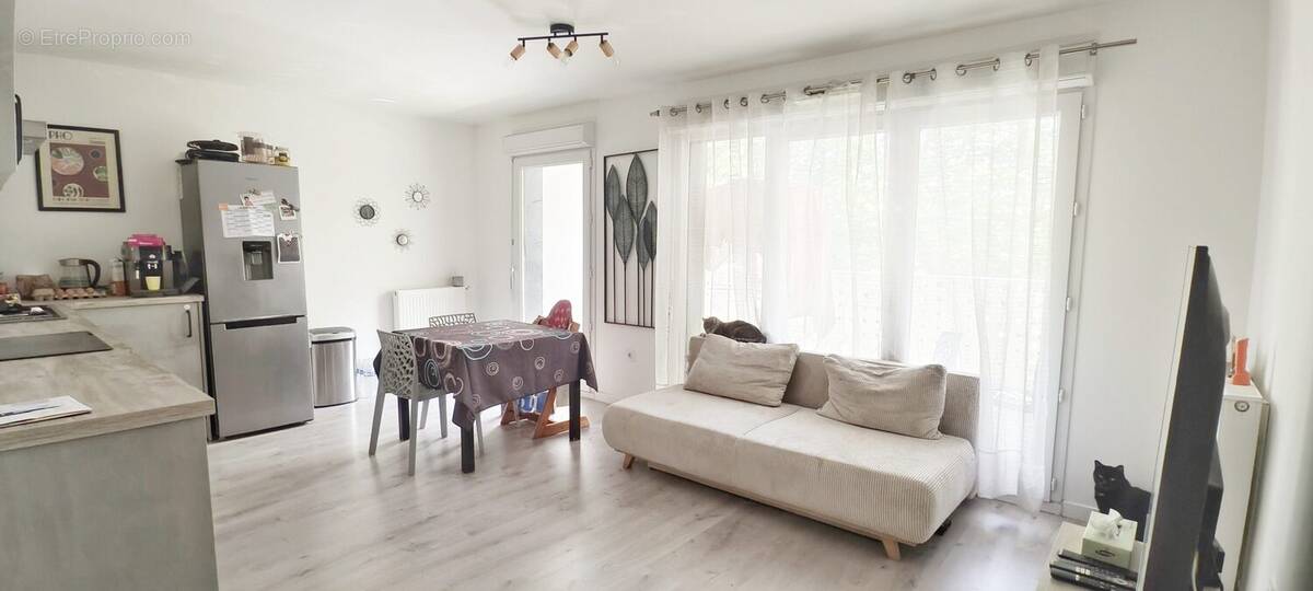 Appartement à LOGNES