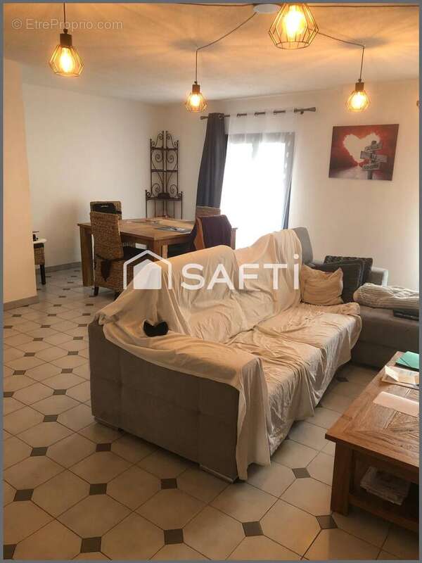 Photo 2 - Maison à SAINT-GILLES