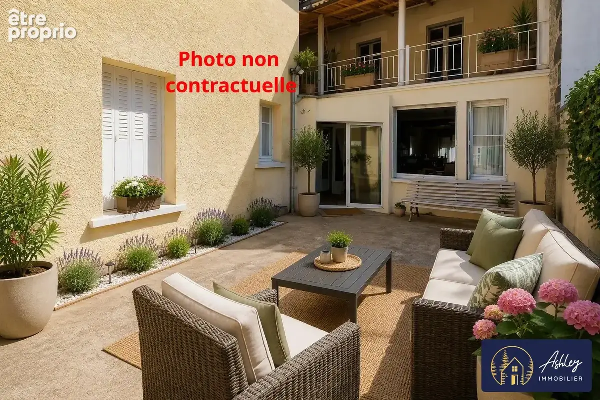 Maison à NEUVIC