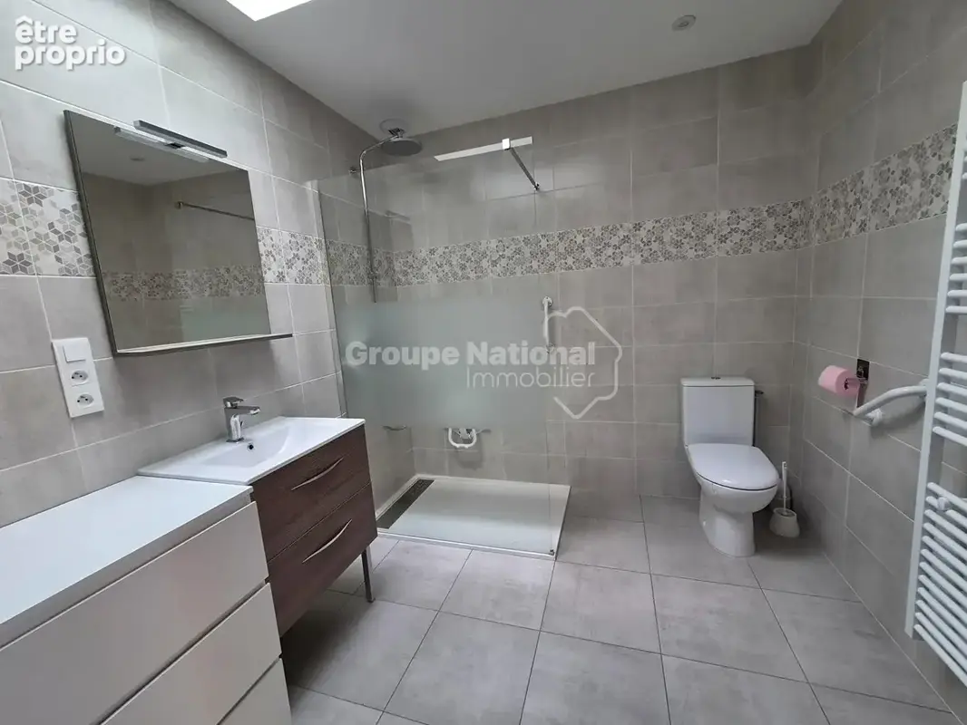 Maison entièrement rénovée, 3 chambres à Descartes, 87 m2 - photo 4