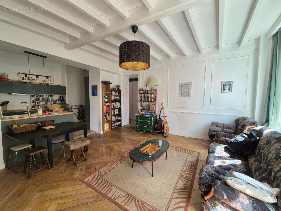 Appartement à SAINT-ETIENNE