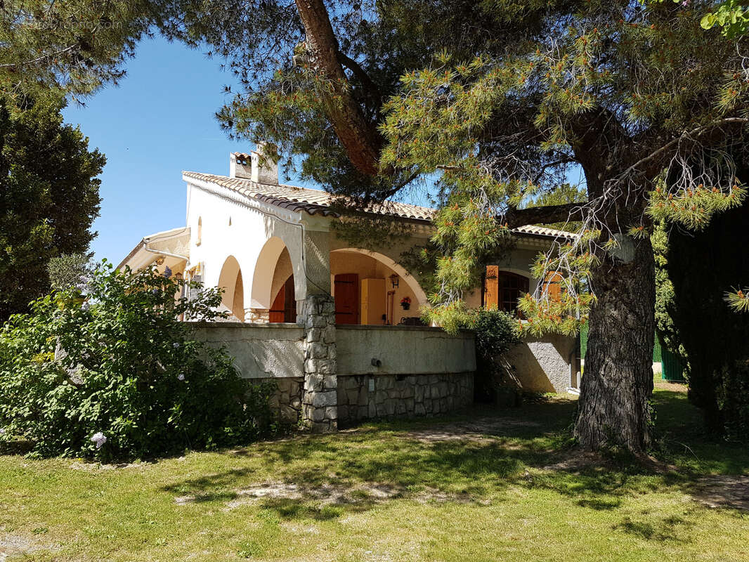 Maison à SAINT-MAURICE-SUR-EYGUES