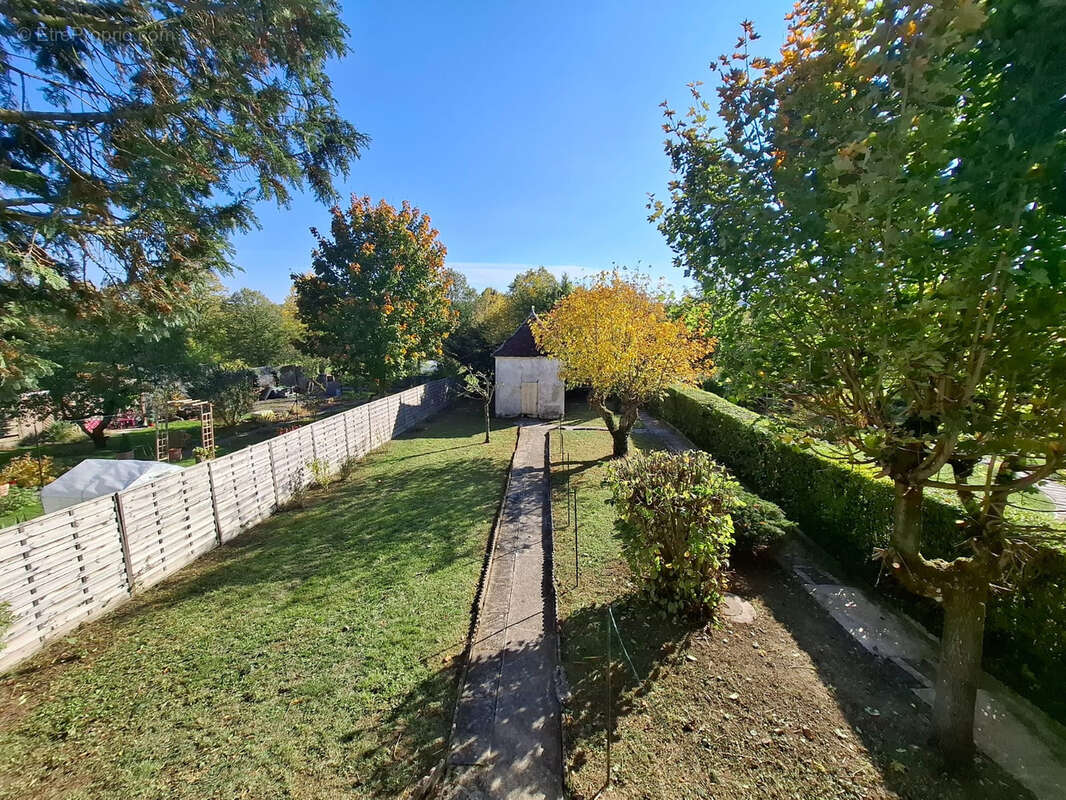 Maison à COULOMMIERS