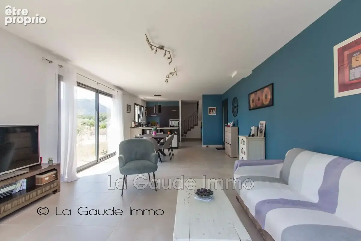 Maison 4 pièces 99 m² à vendre à La Gaude (06610) - photo 8