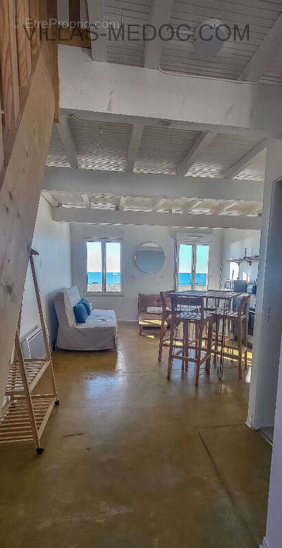 Appartement à VENDAYS-MONTALIVET