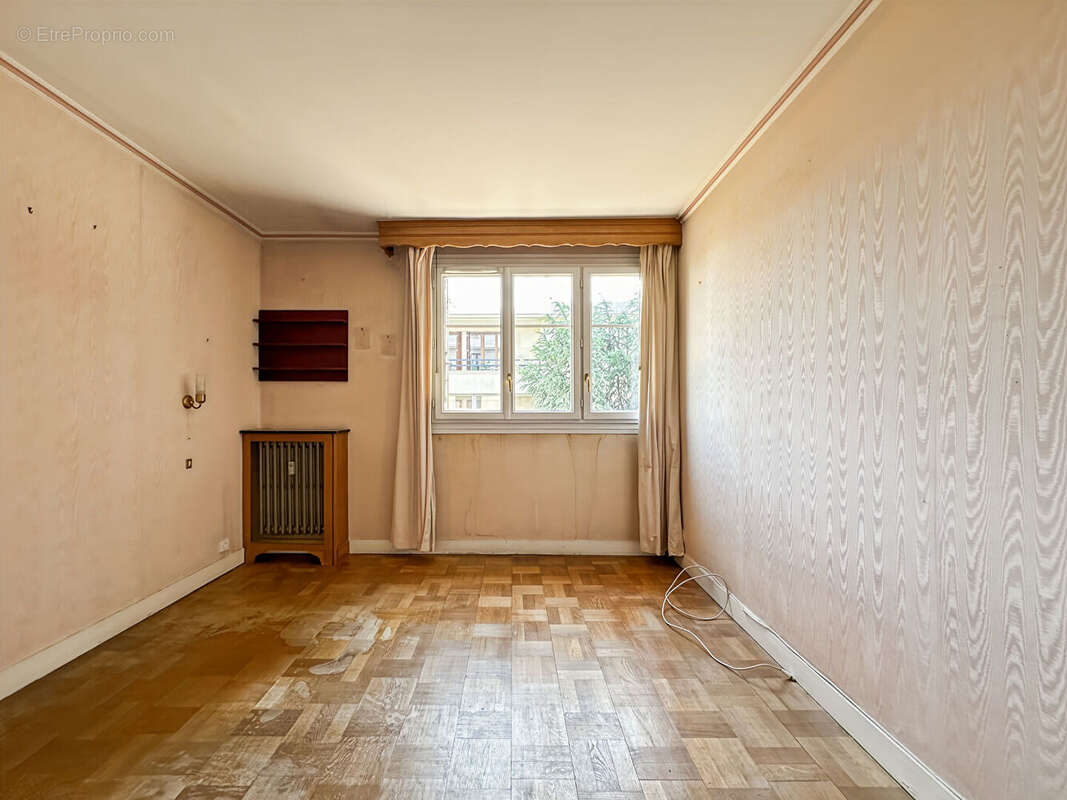 Appartement à ROSNY-SOUS-BOIS