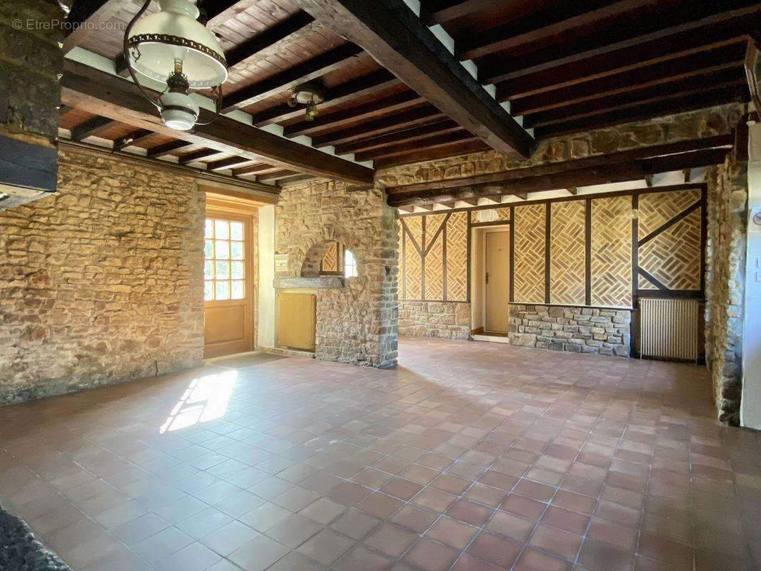 Maison à TORIGNI-SUR-VIRE