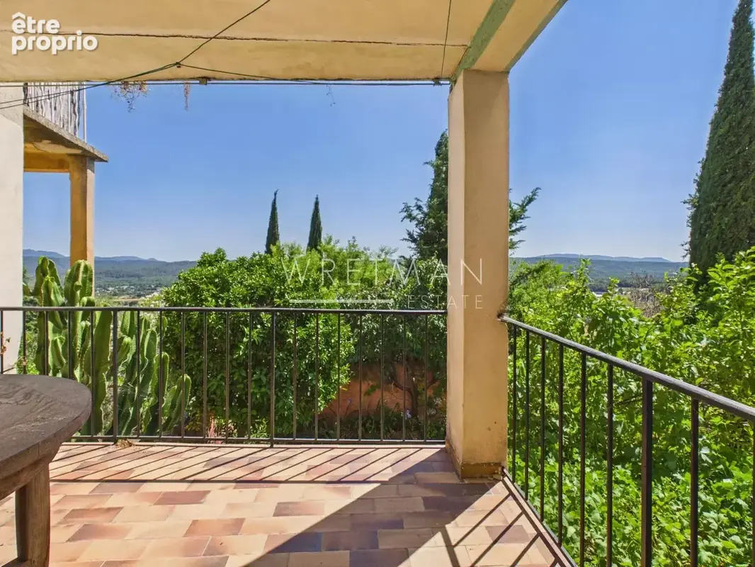 Authentique maison de village avec terrasses et vue panoramique – CALLIAN - photo 4