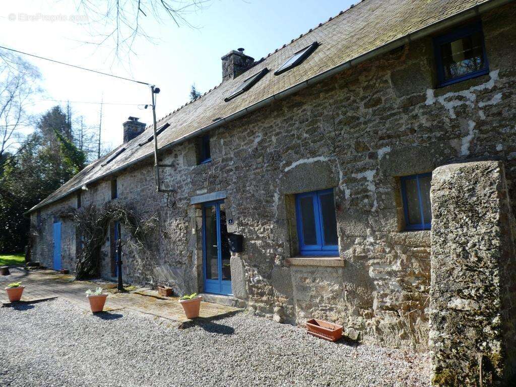 Maison à LE CROISTY