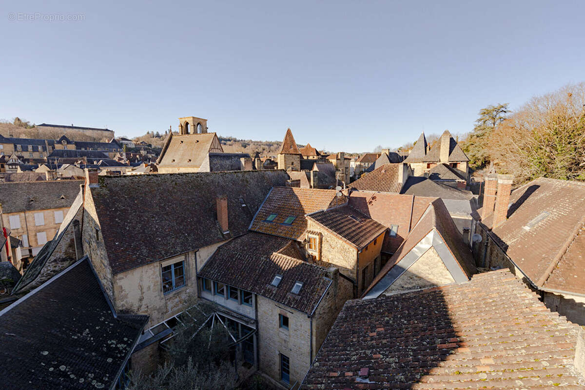 Appartement à SARLAT-LA-CANEDA