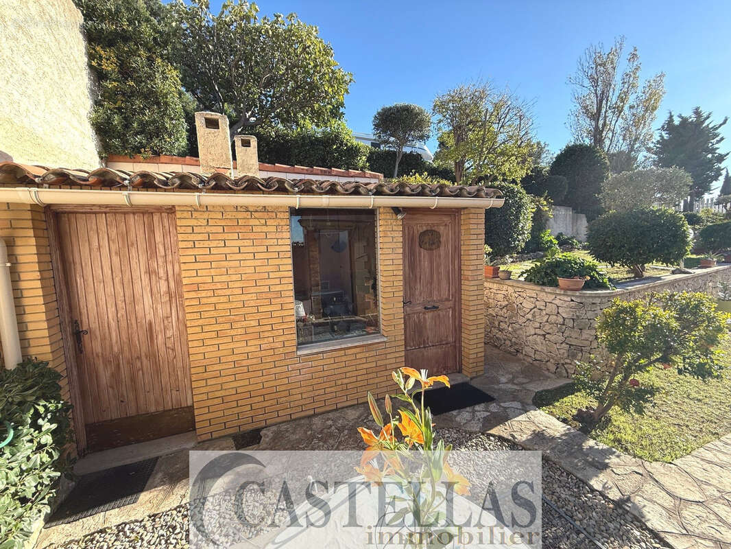 Maison à CARNOUX-EN-PROVENCE