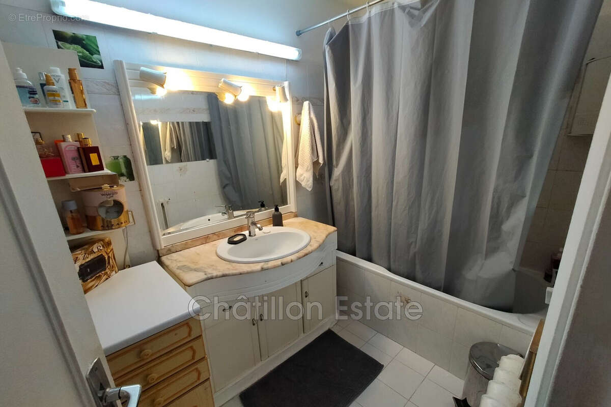 Appartement 74 m² à Cannes  - photo 8