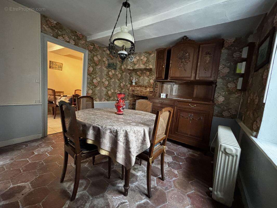 Maison à SILLY-EN-GOUFFERN