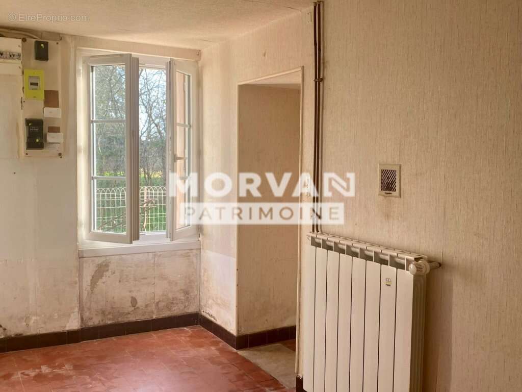 Maison à AUNAY-EN-BAZOIS