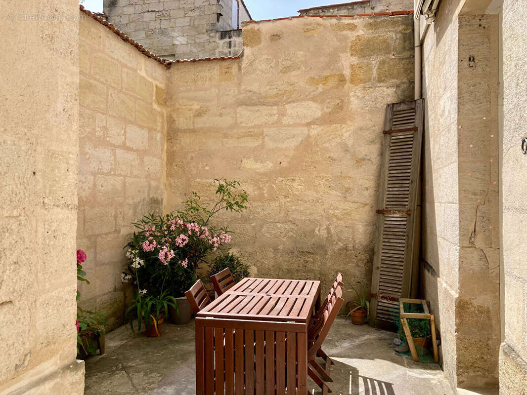 Appartement à BORDEAUX