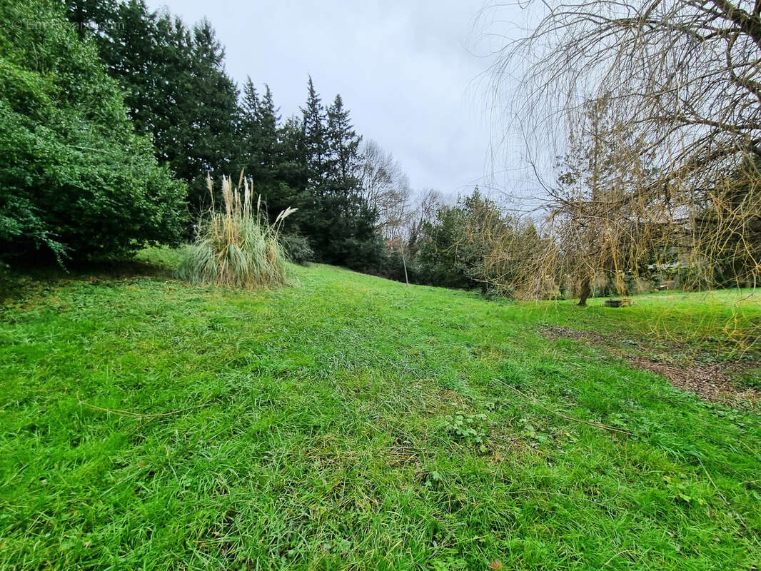Maison à LAMALOU-LES-BAINS