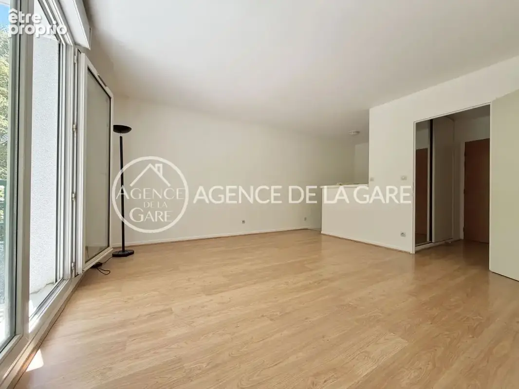 Appartement à BOUSSY-SAINT-ANTOINE