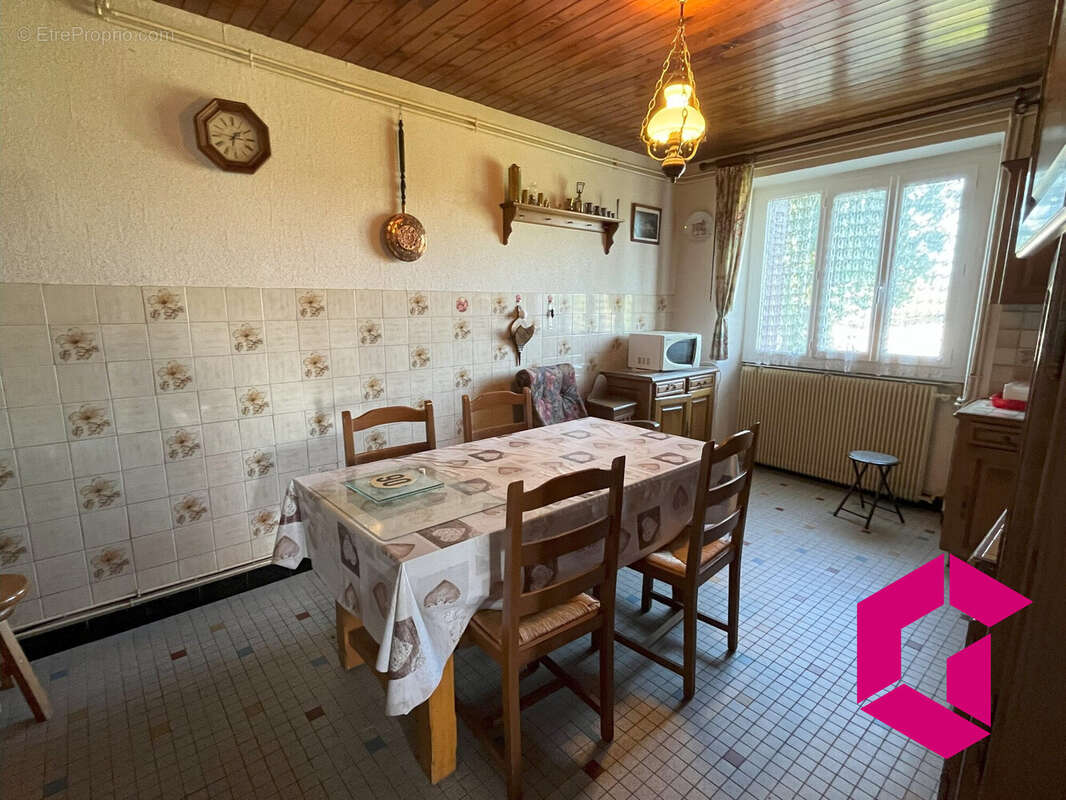 Maison à CHAMPETIERES