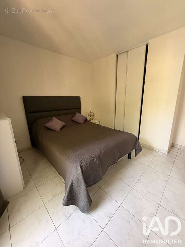 Maison 94 m² à Vitrolles  - photo 7