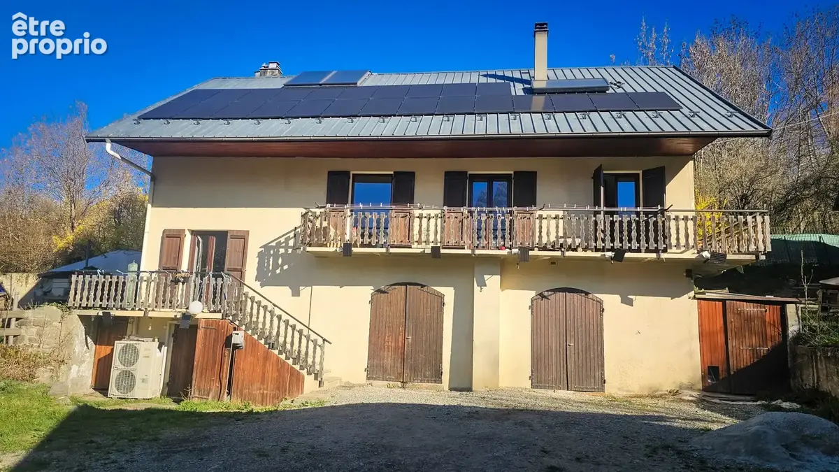 Maison sur bas du village d' Albiez le Jeune - photo 19