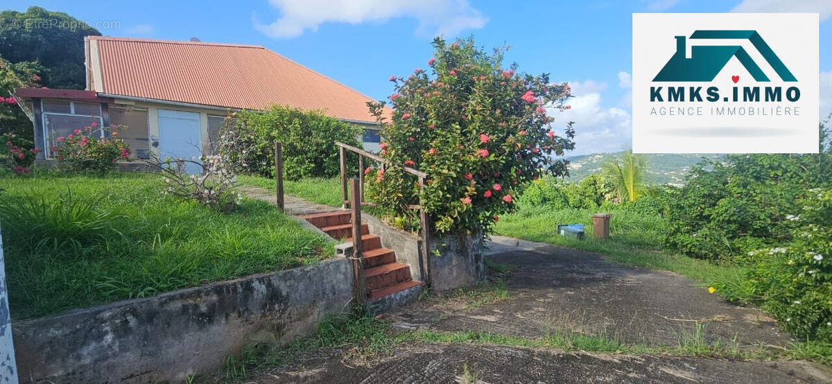 Maison à LA TRINITE