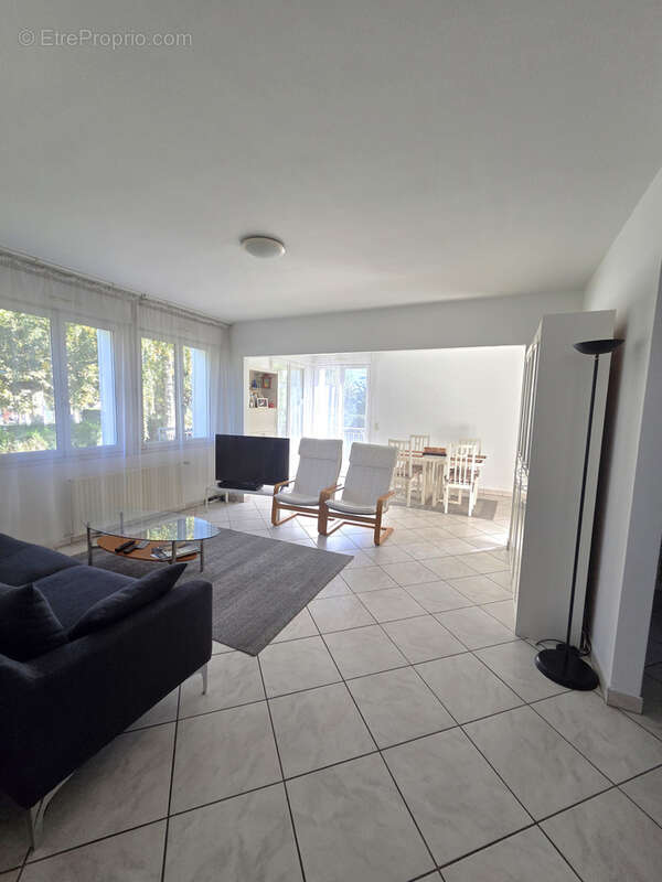 Maison à PARAY-VIEILLE-POSTE