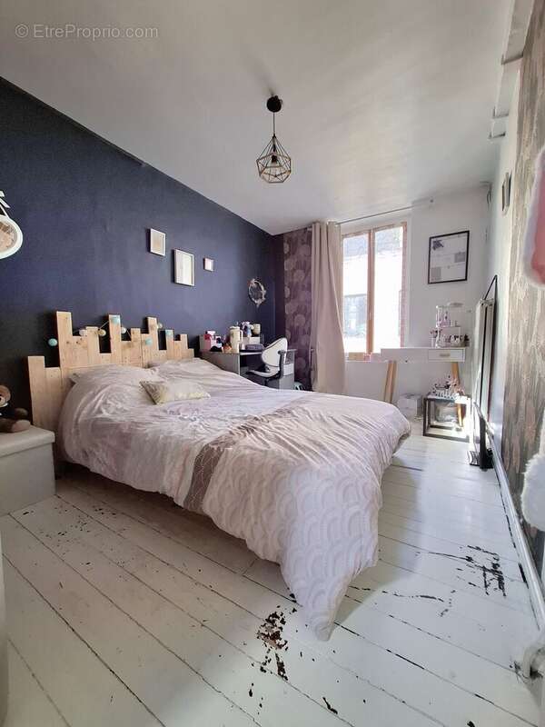 Maison à FRESNAY-SUR-SARTHE