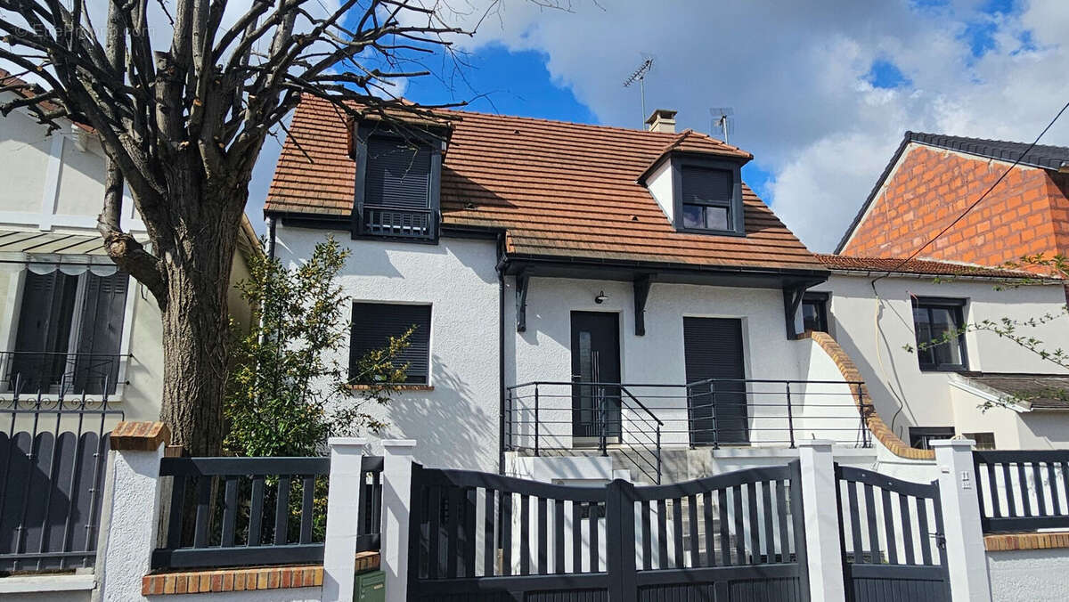 Maison à CHAMPIGNY-SUR-MARNE