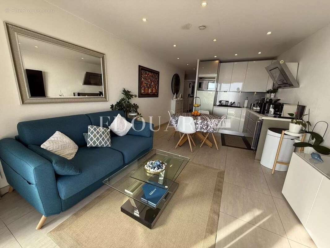 Appartement à BEAUSOLEIL