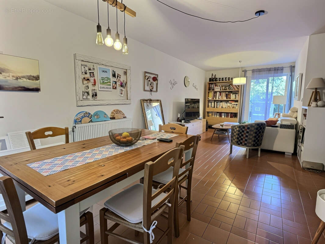 Appartement T3 vendu loué avec jardin privatif - photo 2