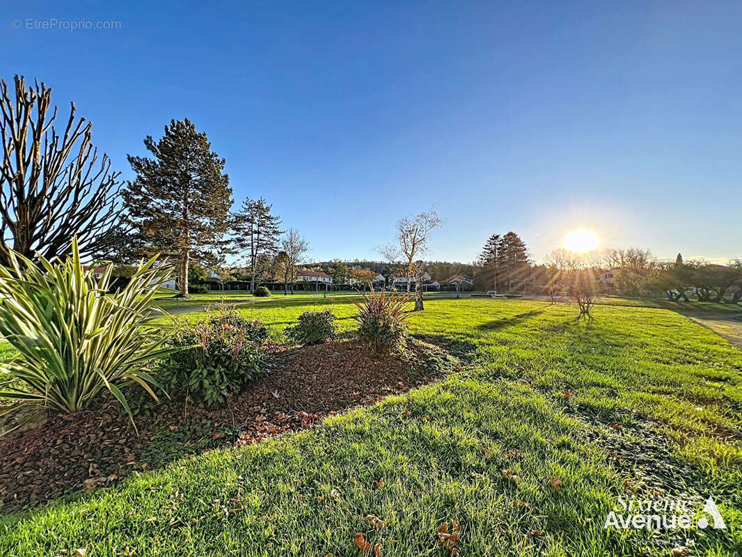 Appartement à SAINT-SYMPHORIEN-D&#039;OZON
