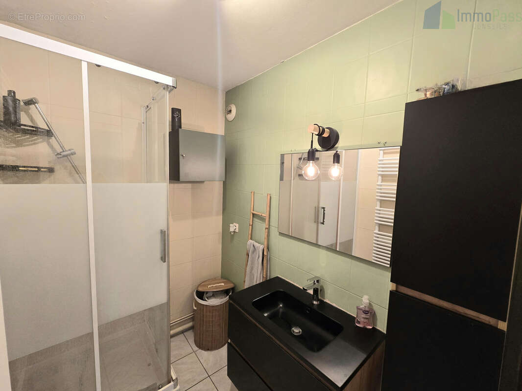 Appartement à VENISSIEUX