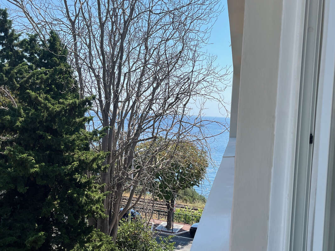 Appartement à EZE