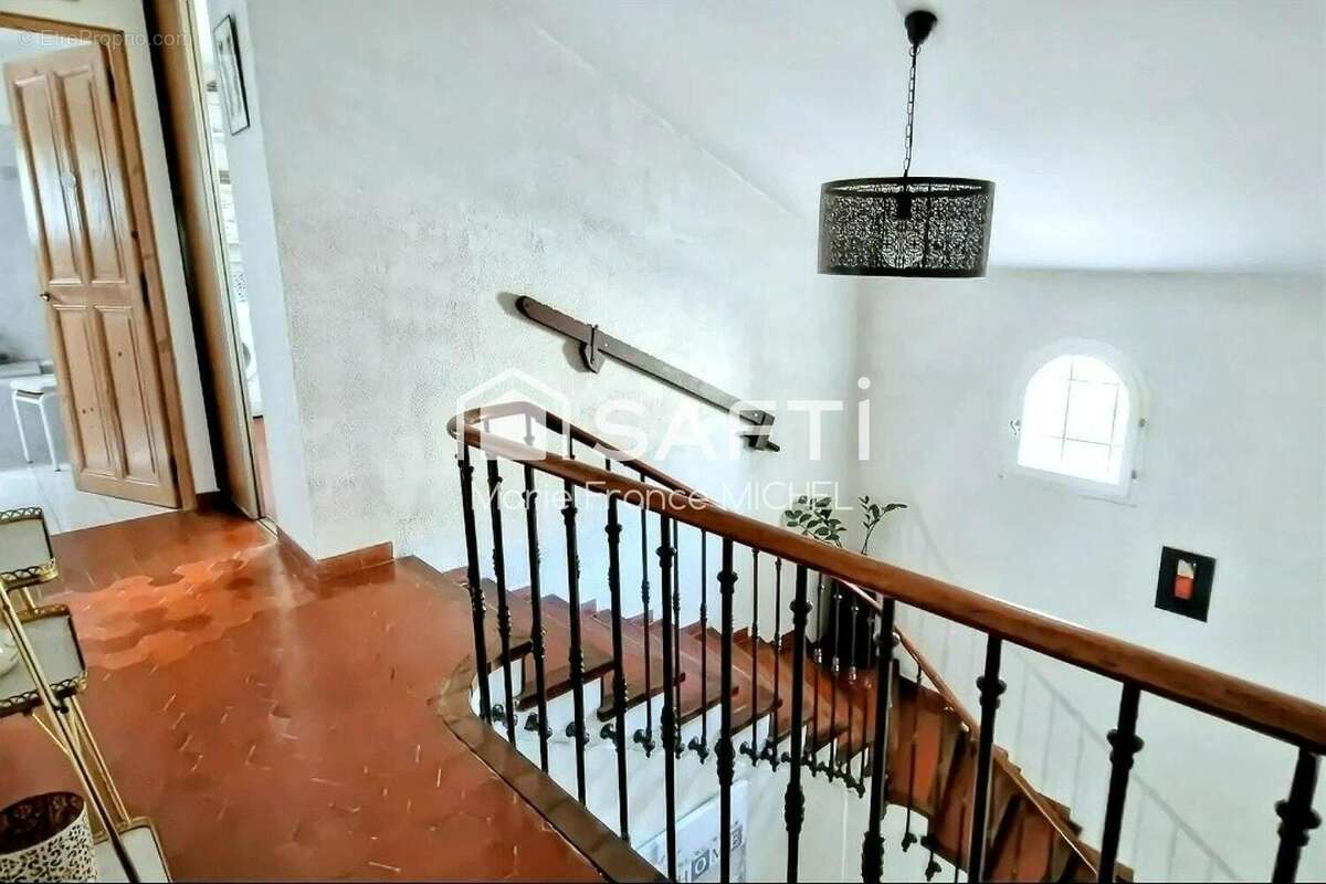 Photo 9 - Maison à MALEMORT-DU-COMTAT