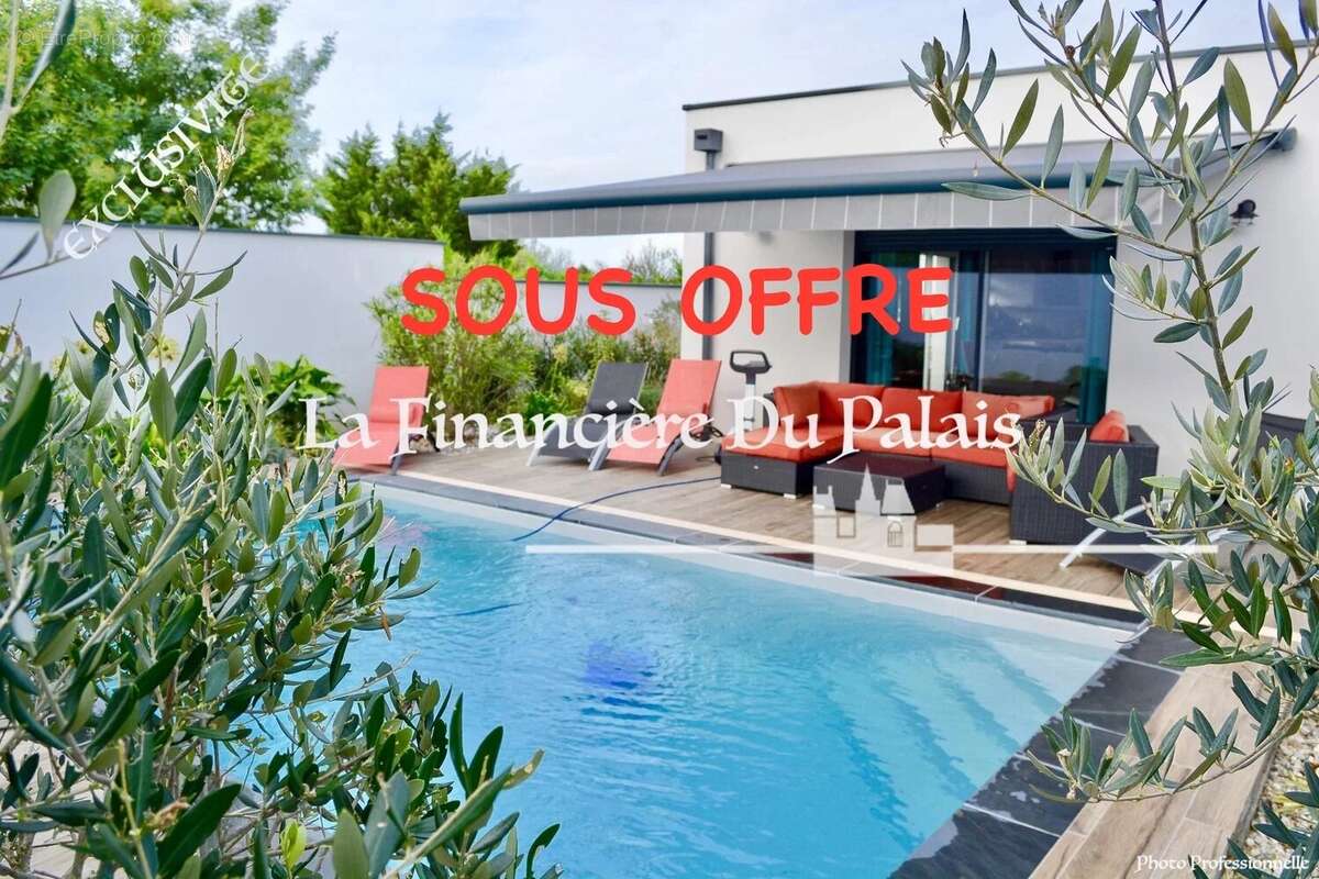 Maison à MESCHERS-SUR-GIRONDE
