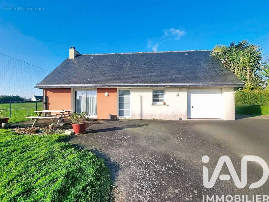 Photo 1 - Maison à PLOGASTEL-SAINT-GERMAIN