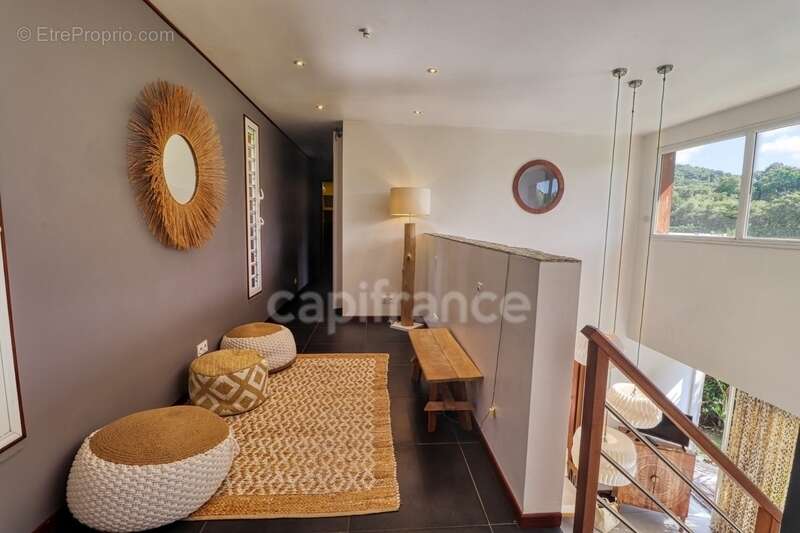 Maison à LES TROIS-ILETS